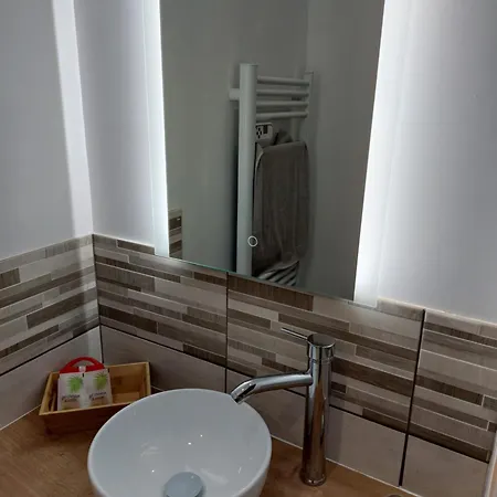 Refait A Neuf Clos Saint Genest Apartment *
