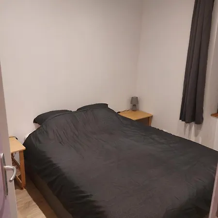 Clos Saint Genest 1appartement Et 3 アパート