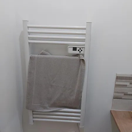 Apartment Refait A Neuf Clos Saint Genest