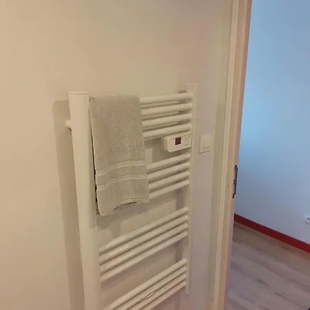 Apartment Clos Saint Genest 1appartement Et 3 Manzat